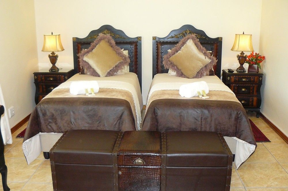 Kimberley Manor Guesthouse Экстерьер фото