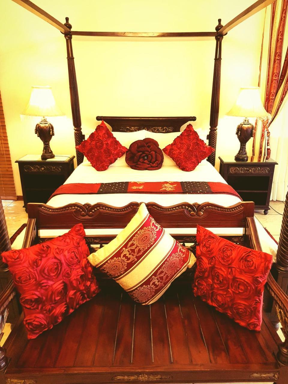 Kimberley Manor Guesthouse Экстерьер фото