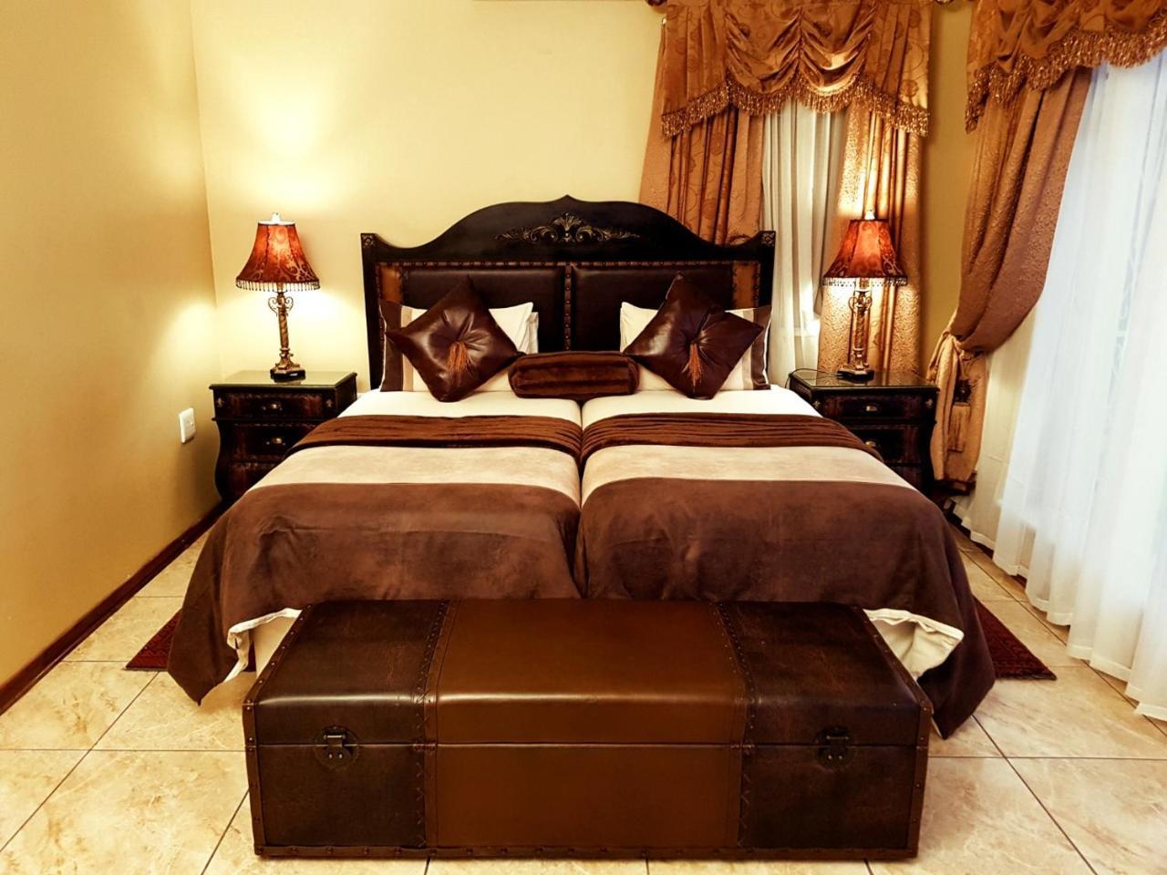 Kimberley Manor Guesthouse Экстерьер фото